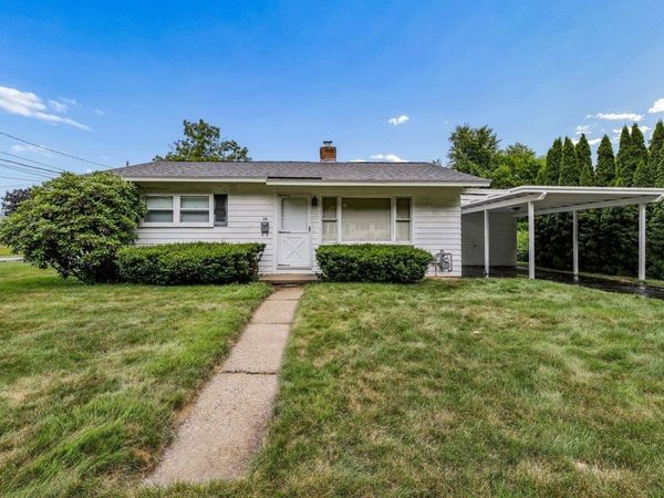 26 Rundlett Street, Concord, NH 03301