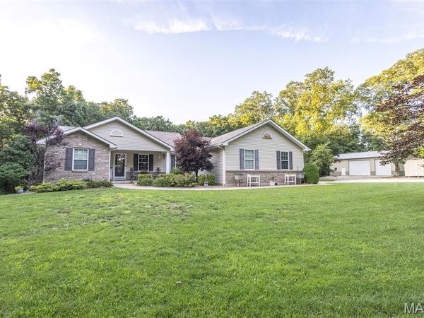 5682 Pike 18 Highway, Curryville, MO 63339
