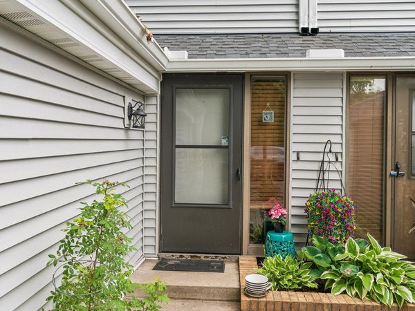 3030 Shields Drive, Unit 101, Eagan, MN 55121