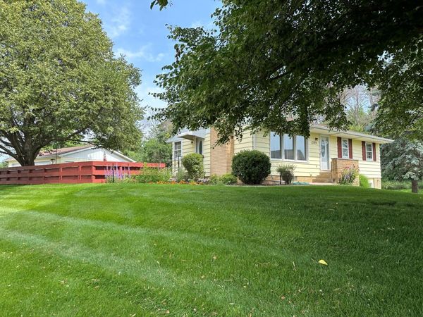 1299 N Birch Lake Boulevard, White Bear Twp, MN 55110
