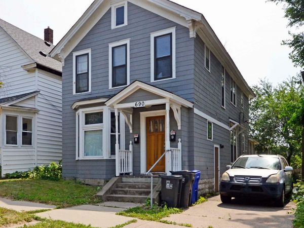 690 Conway Street, Saint Paul, MN 55106