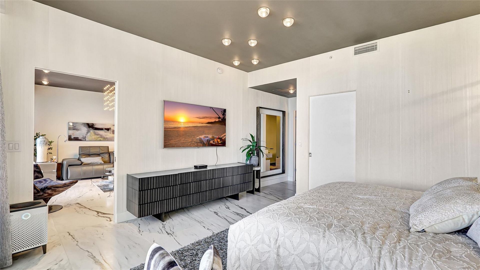 2200 N Ocean Boulevard, Unit S905, Fort Lauderdale, FL 33305 Photo