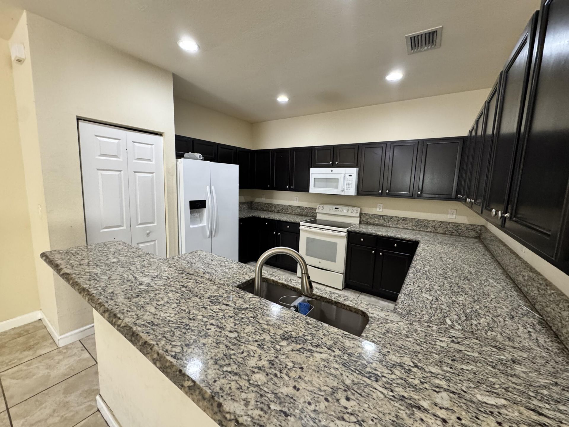 9136 SW 227th Terrace, Unit 9136, Cutler Bay, FL 33190 Photo