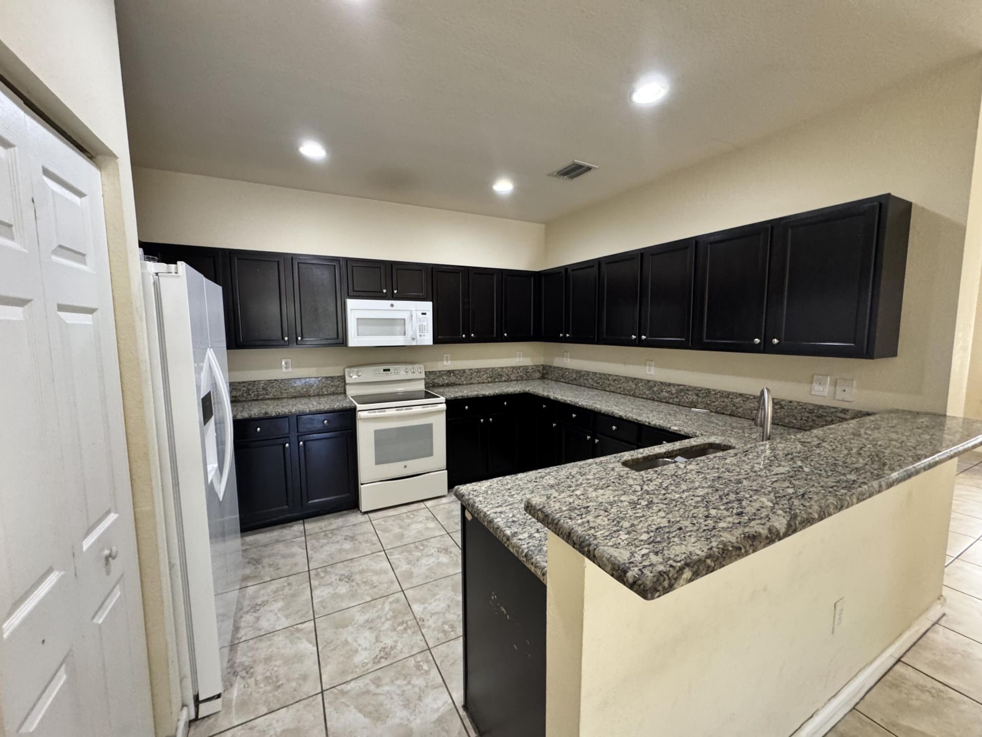 9136 SW 227th Terrace, Unit 9136, Cutler Bay, FL 33190 Photo