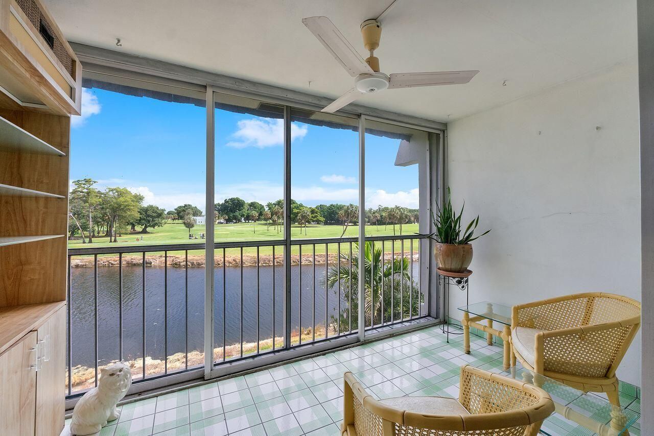 7807 Golf Cir Drive, Margate, FL 33063 Photo