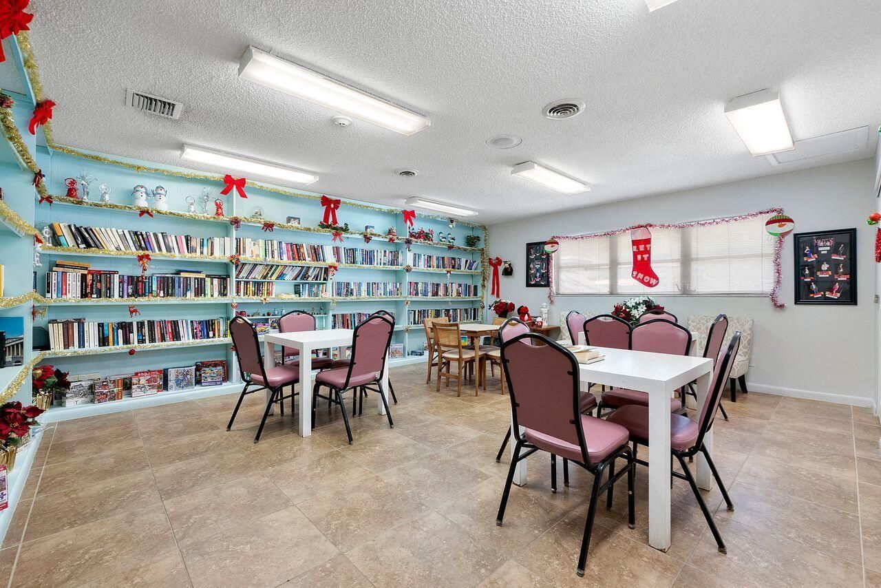 7807 Golf Cir Drive, Margate, FL 33063 Photo