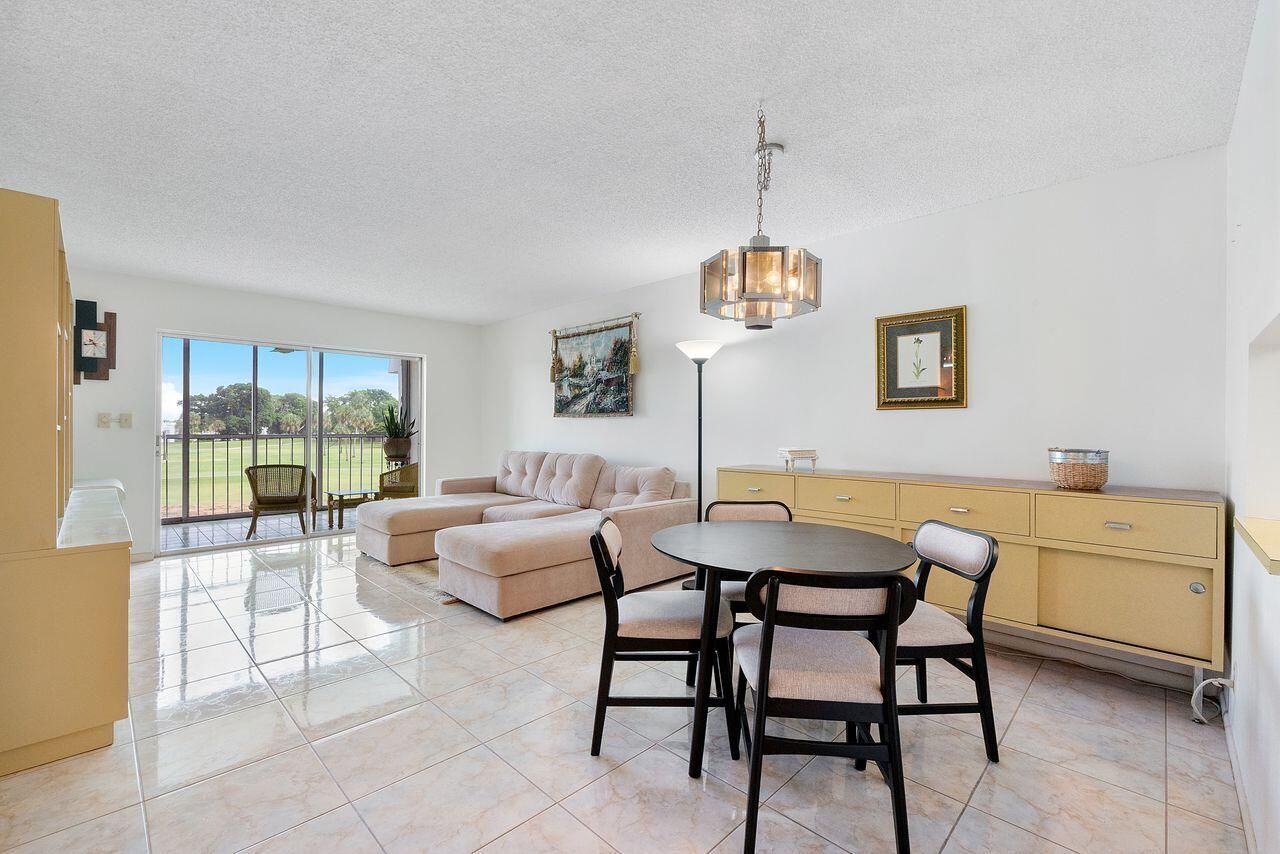 7807 Golf Cir Drive, Margate, FL 33063 Photo