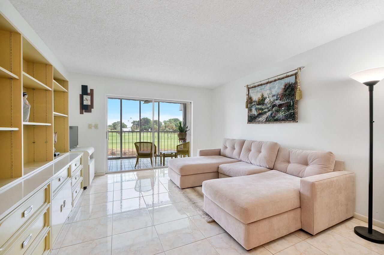 7807 Golf Cir Drive, Margate, FL 33063 Photo