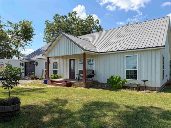 758 County Road 648 , Jonesboro, AR 72401