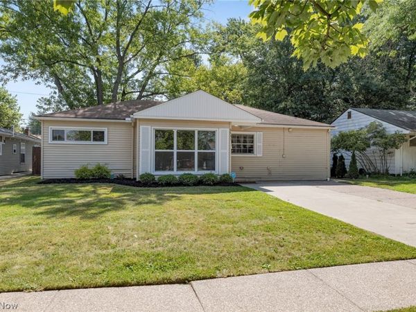 6531 Denison Boulevard , Parma Heights, OH 44130