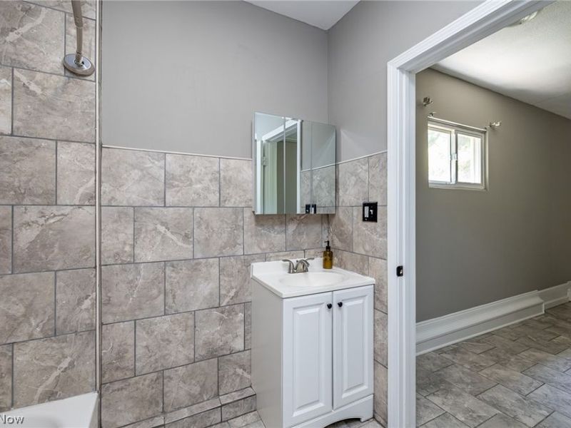 6531 Denison Boulevard, Parma Heights, OH 44130 Photo 18