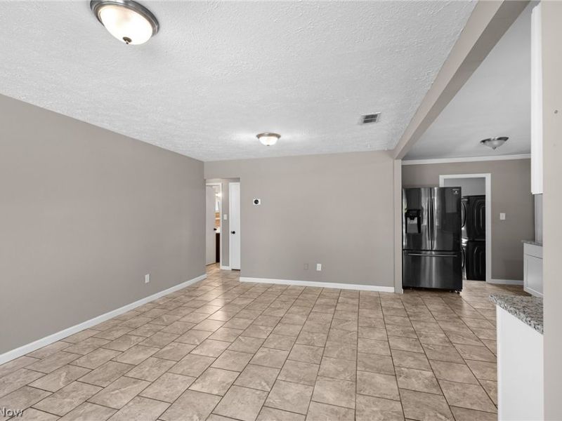 6531 Denison Boulevard, Parma Heights, OH 44130 Photo 9