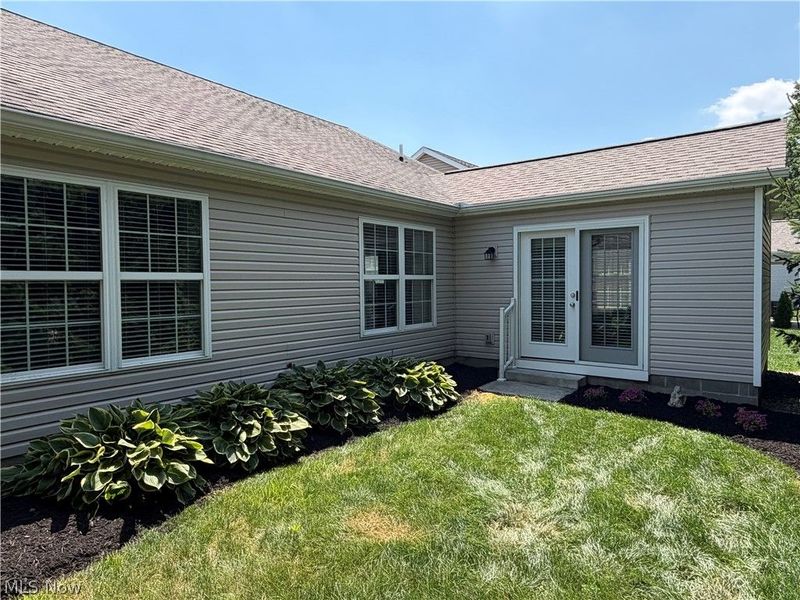 4153 Ledgewater Drive, Mogadore, OH 44260 Photo 2