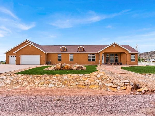 744 North St, Canon City, CO 81212
