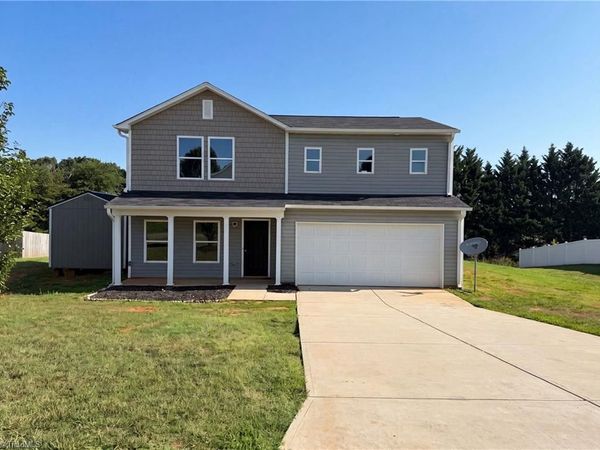 112 Dixieland Court , King, NC 27021