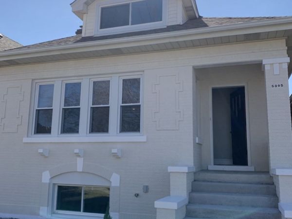 5305 W School Street , Chicago, IL 60641