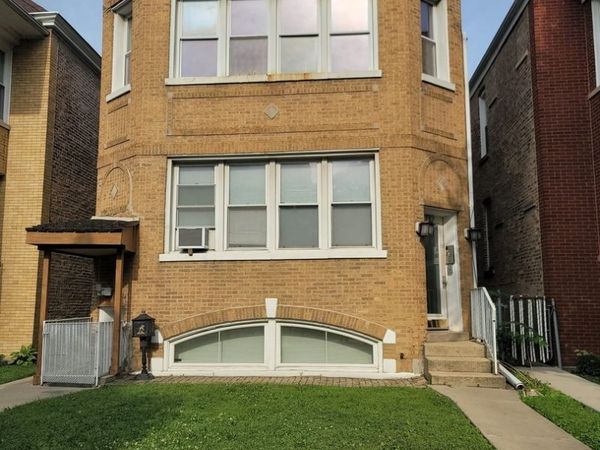 132 S Austin Boulevard, Unit 2, Oak Park, IL 60304
