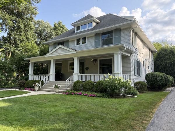 412 Cumnor Road, Kenilworth, IL 60043