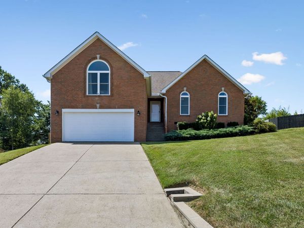 6017 Assault Ct, Mount Juliet, TN 37122