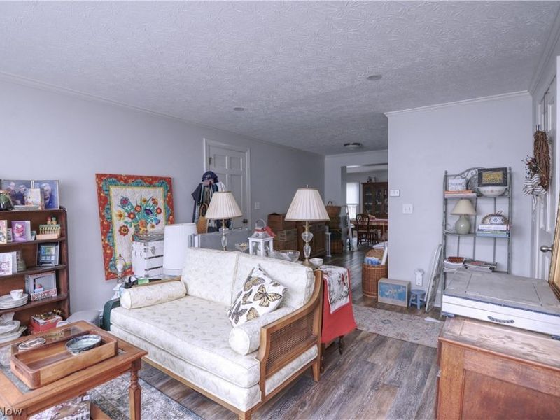 820 Highland Avenue, Wadsworth, OH 44281 Photo 2