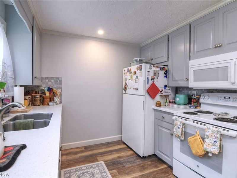 820 Highland Avenue, Wadsworth, OH 44281 Photo 6