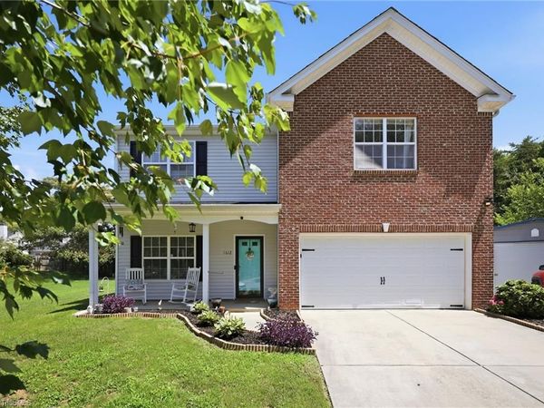 1612 Bancroft Court , Graham, NC 27253
