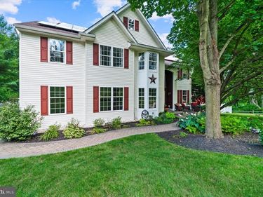 11 BELMONT CIRCLE, AVONDALE, PA 19311