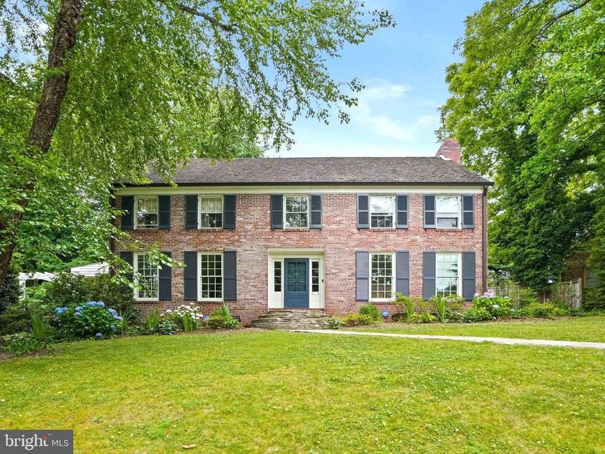 5320 Albemarle Street, Bethesda, MD 20816 Main Photo