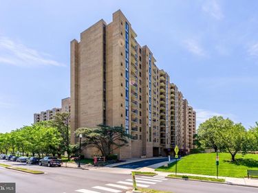 4500 S FOUR MILE RUN DRIVE, Unit 105, ARLINGTON, VA 22204