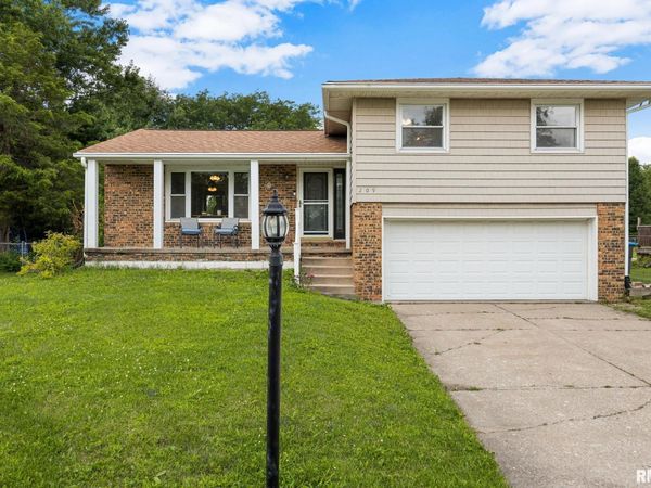 209 JUNIPER Lane, East Peoria, IL 61611
