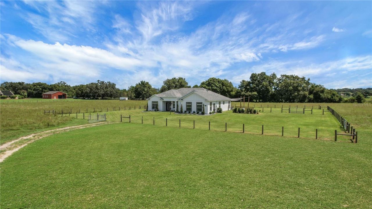 10757 County Road 223, Oxford, FL 34484 Photo