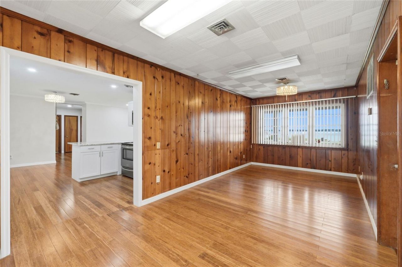 1475 S Lake Howard Drive , Winter Haven, FL 33880 Photo