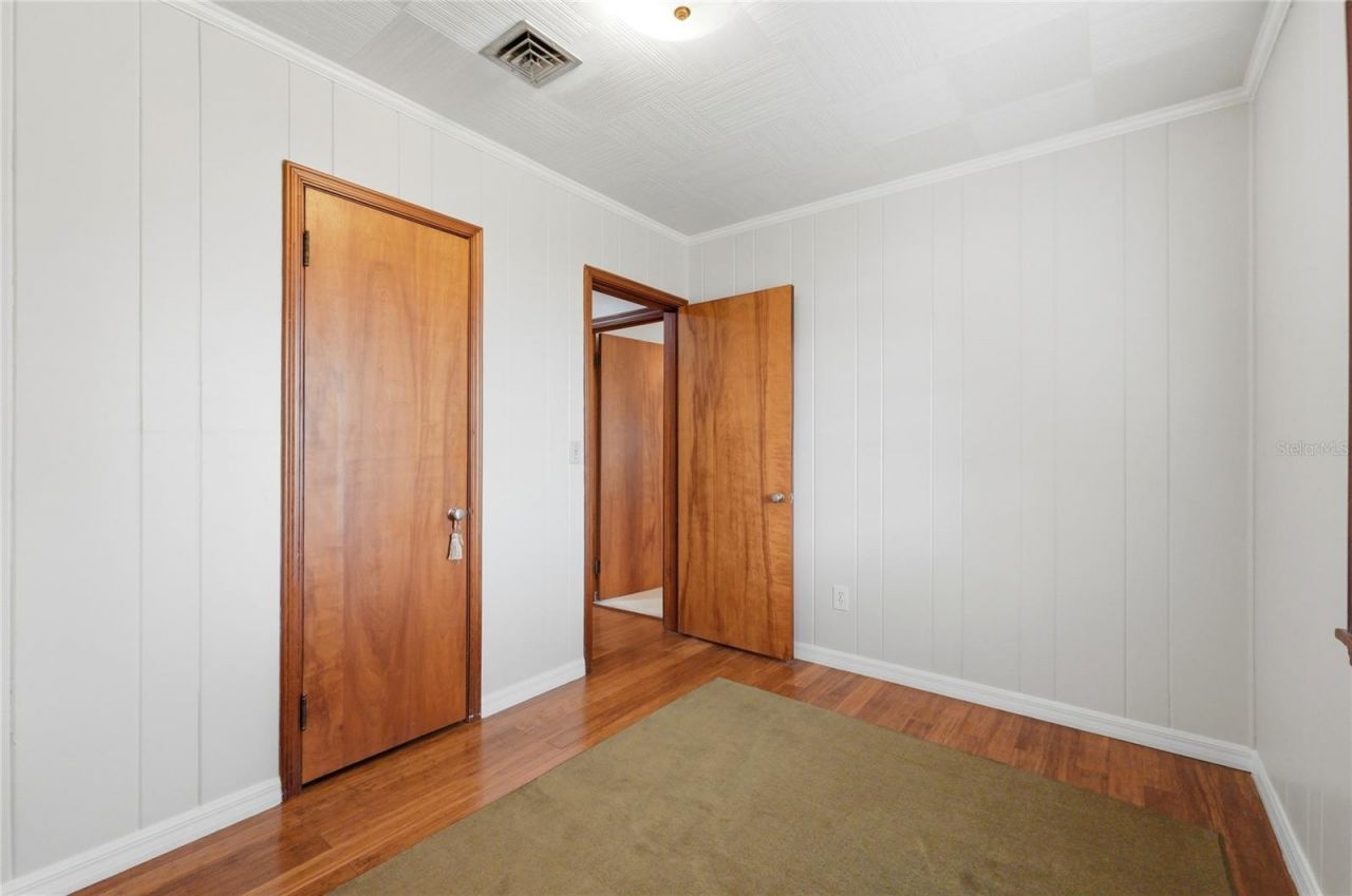 1475 S Lake Howard Drive , Winter Haven, FL 33880 Photo