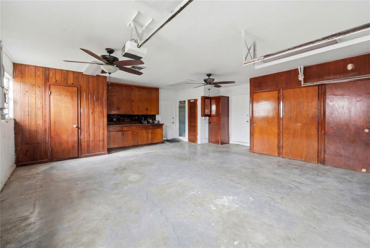 1475 S Lake Howard Drive , Winter Haven, FL 33880 Photo
