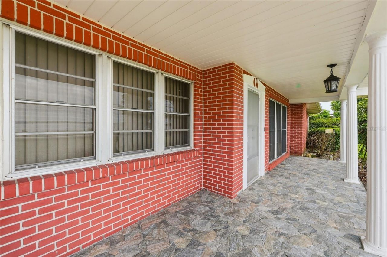 1475 S Lake Howard Drive , Winter Haven, FL 33880 Photo