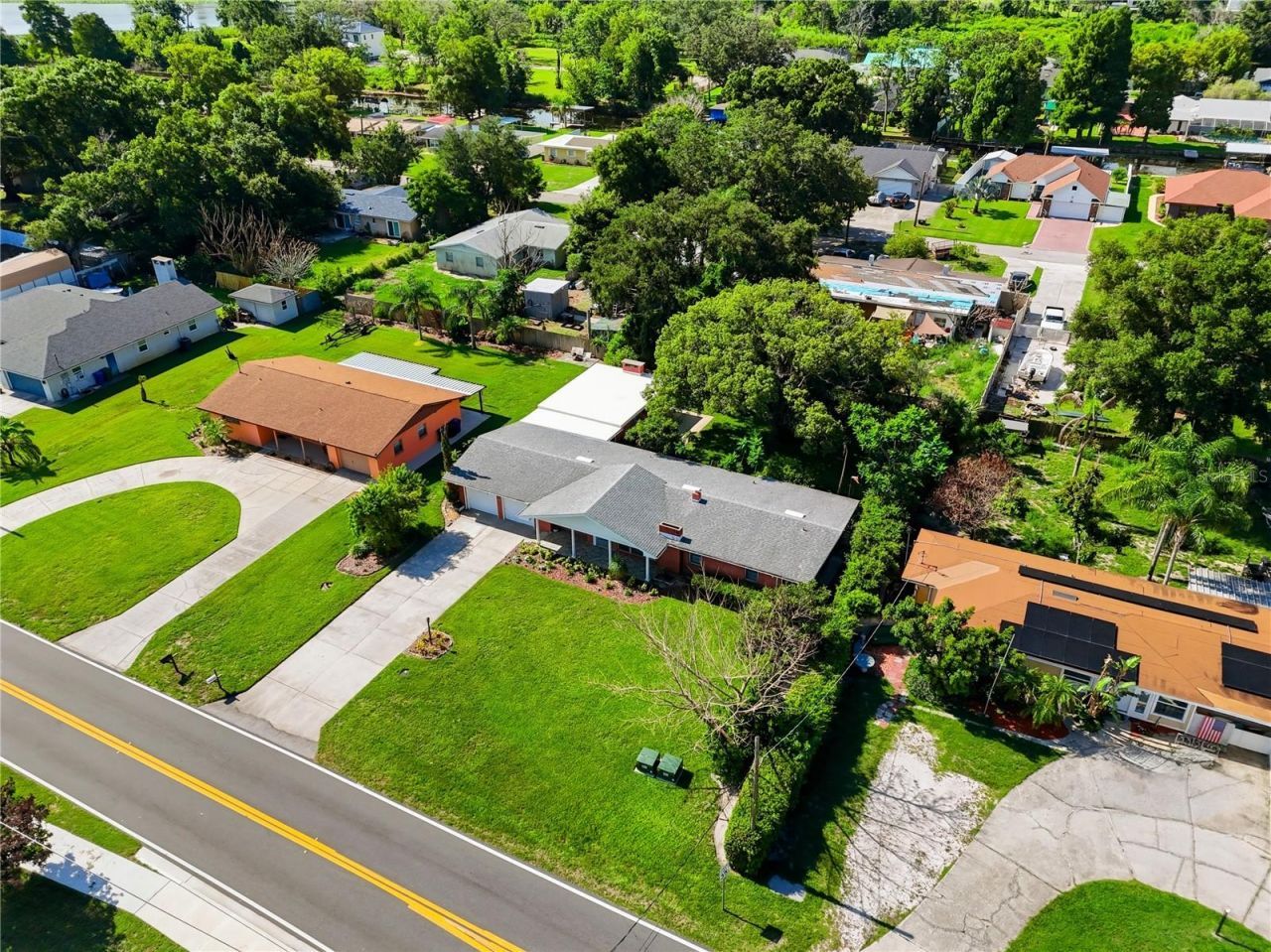 1475 S Lake Howard Drive , Winter Haven, FL 33880 Photo
