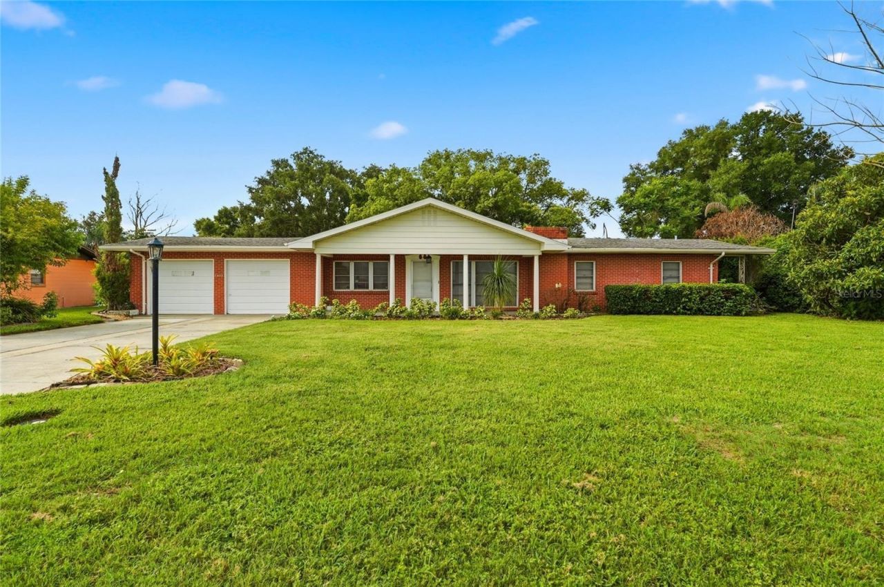1475 S Lake Howard Drive , Winter Haven, FL 33880 Photo