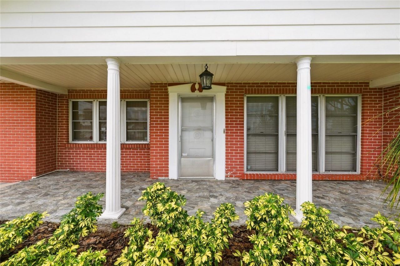 1475 S Lake Howard Drive , Winter Haven, FL 33880 Photo