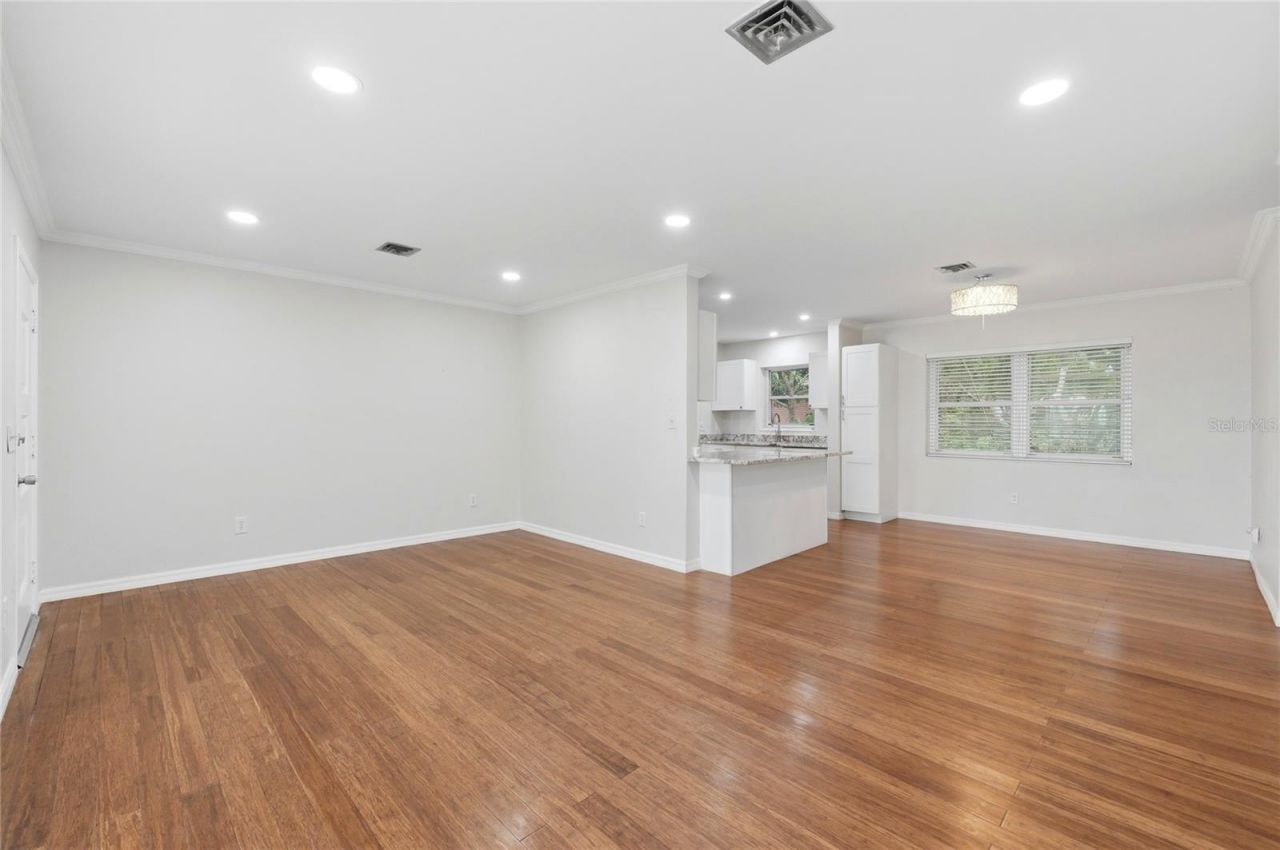 1475 S Lake Howard Drive , Winter Haven, FL 33880 Photo