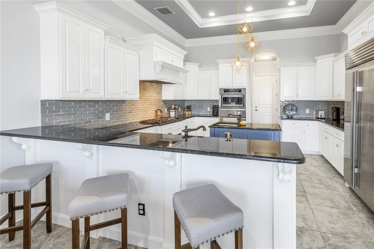 4133 Causeway Vista Drive, Tampa, FL 33615 Photo