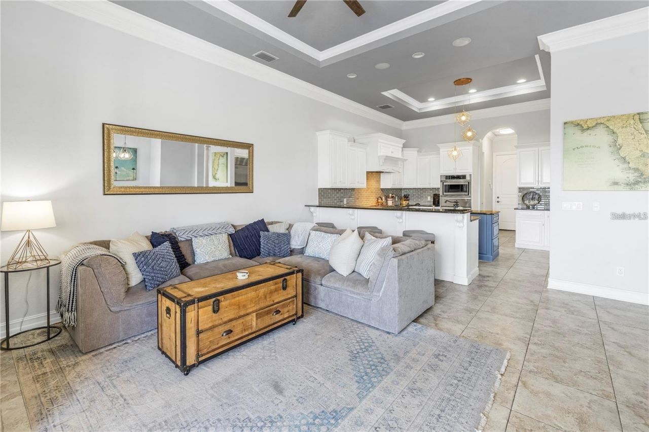 4133 Causeway Vista Drive, Tampa, FL 33615 Photo