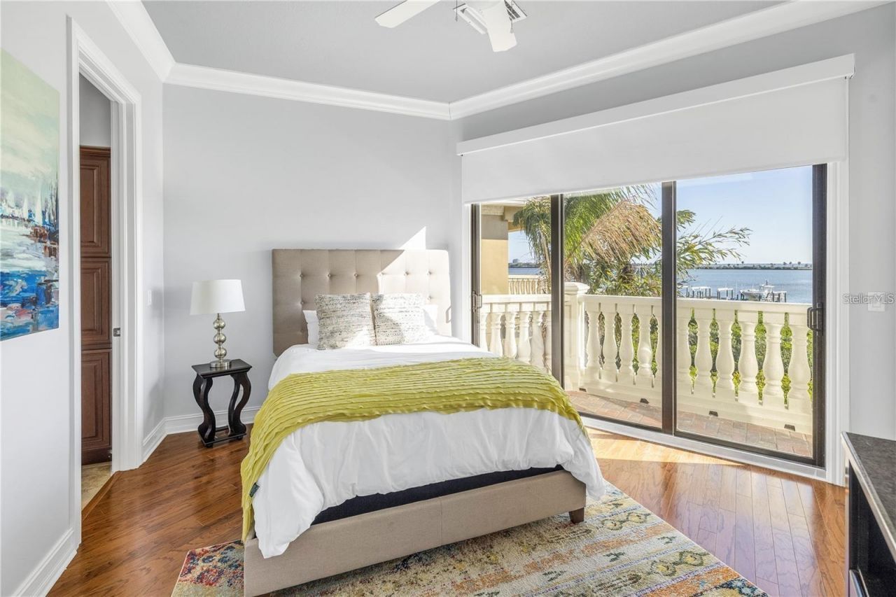 4133 Causeway Vista Drive, Tampa, FL 33615 Photo