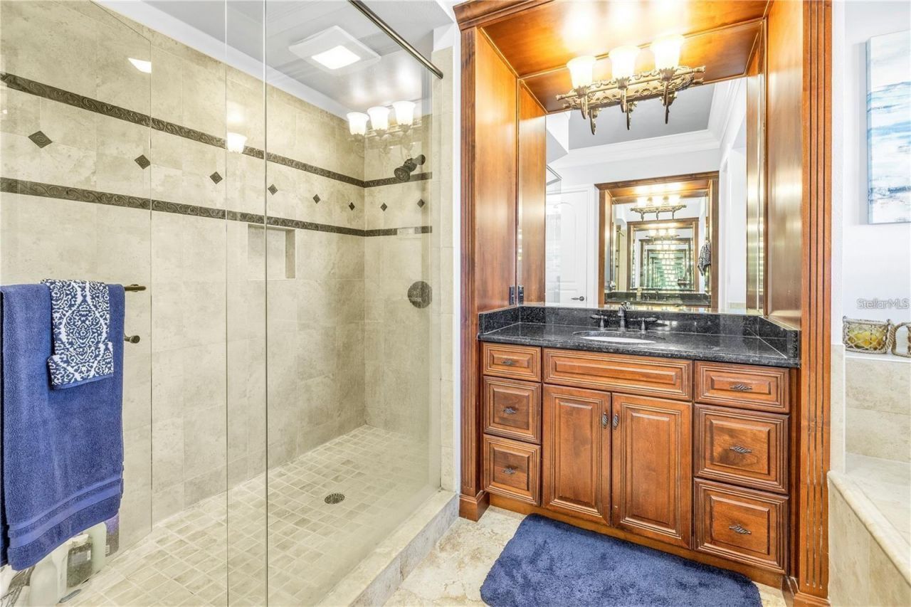 4133 Causeway Vista Drive, Tampa, FL 33615 Photo