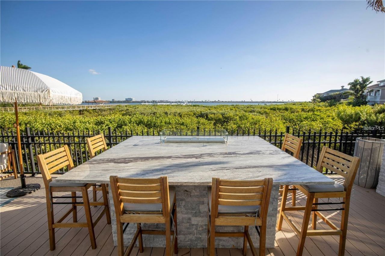 4133 Causeway Vista Drive, Tampa, FL 33615 Photo
