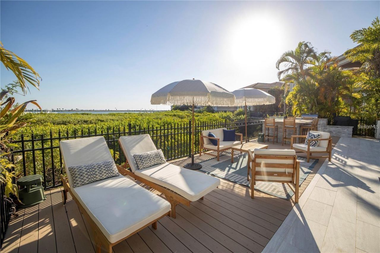 4133 Causeway Vista Drive, Tampa, FL 33615 Photo
