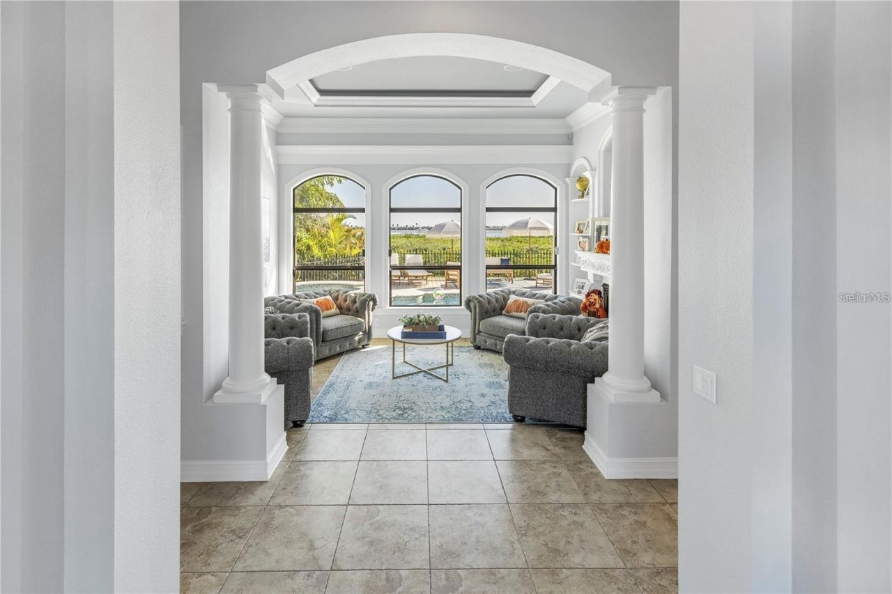 4133 Causeway Vista Drive, Tampa, FL 33615 Photo