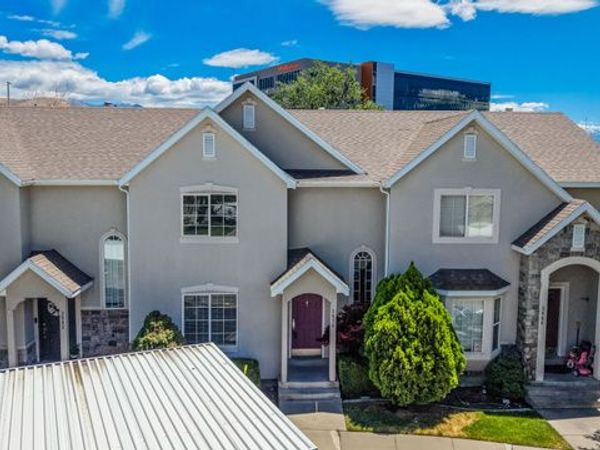 3876 N DAVENCOURT LOOP , Lehi, UT 84048