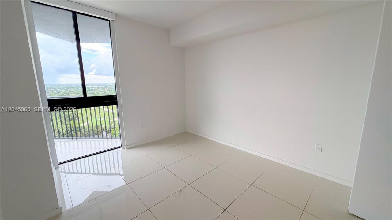 5252 NW 85th Ave, Unit 1804, Doral, FL 33166 Photo