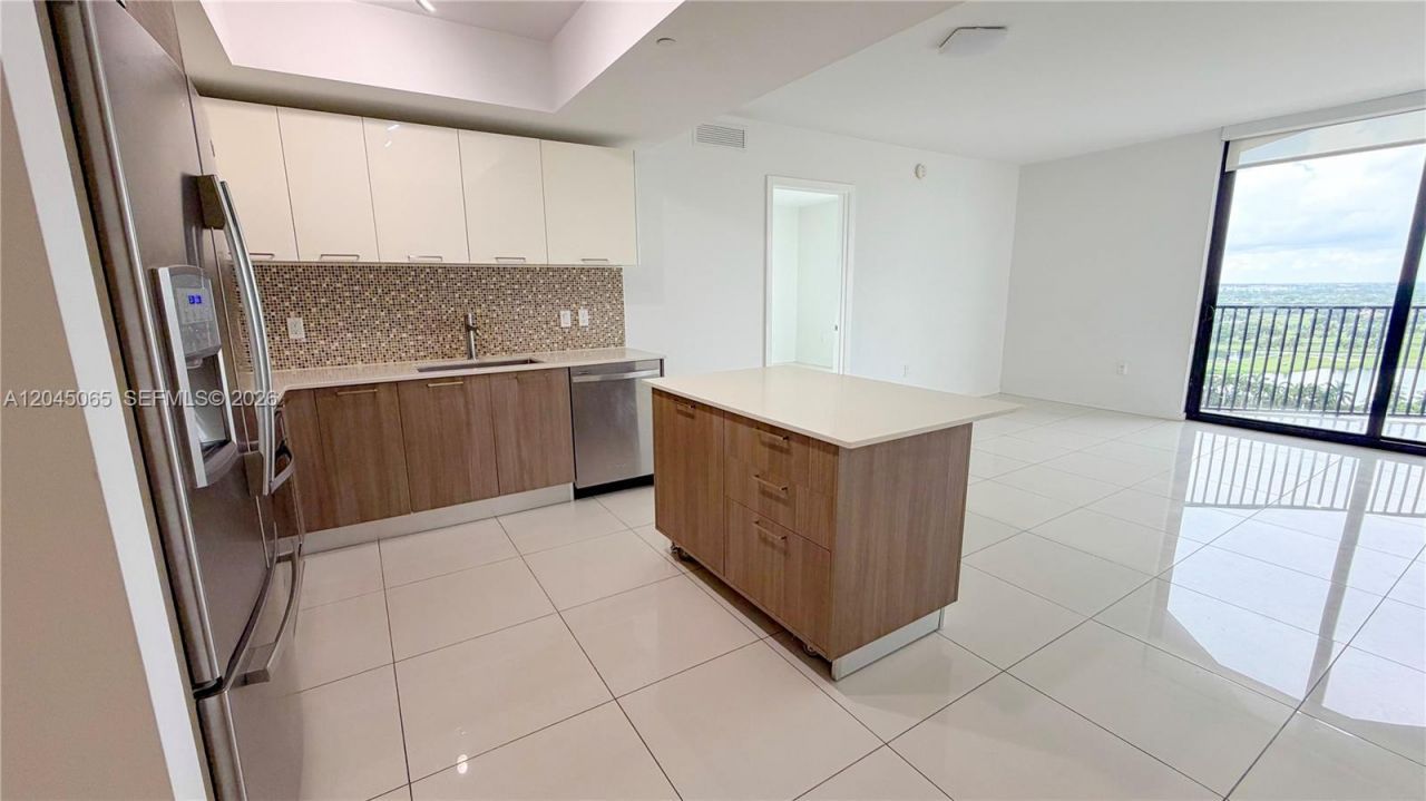 5252 NW 85th Ave, Unit 1804, Doral, FL 33166 Photo