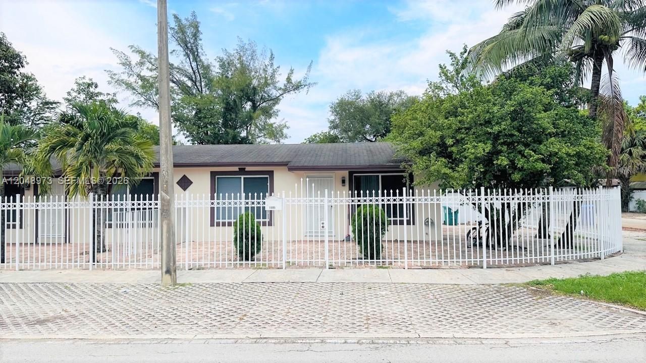 1097 NW 38th St, Miami, FL 33127 Photo
